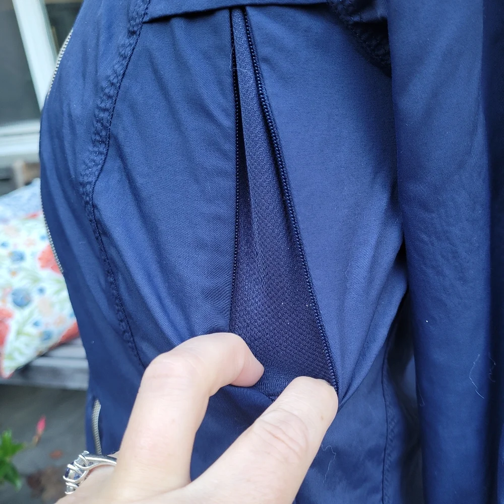 Lululemon Fo Drizzle Raincoat